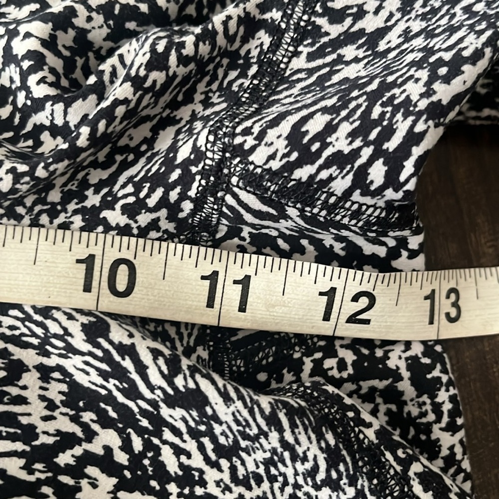 Lululemon InStill‎ HR Tight 25” in Warped Grain Alpine White Black Sz 14 - Picture 5 of 14